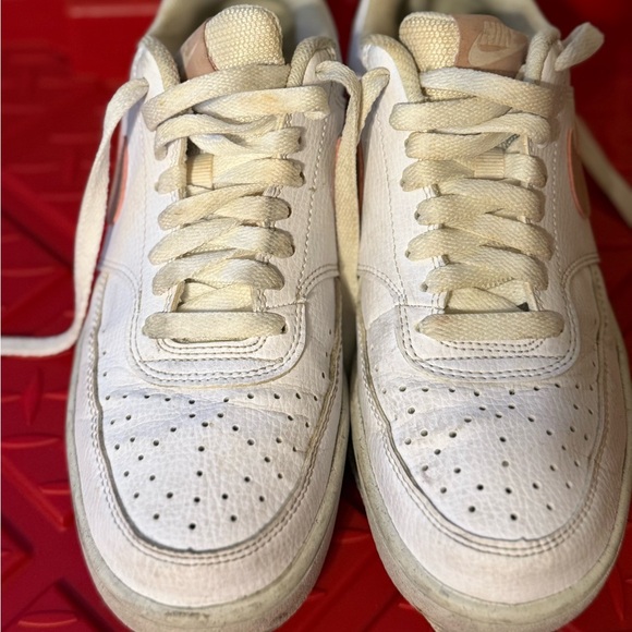 Nike Shoes - Nike White and Pink Sneakers